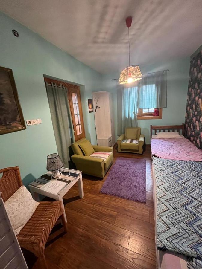 Salas Gnijezdo Bačka Palanka Exterior foto